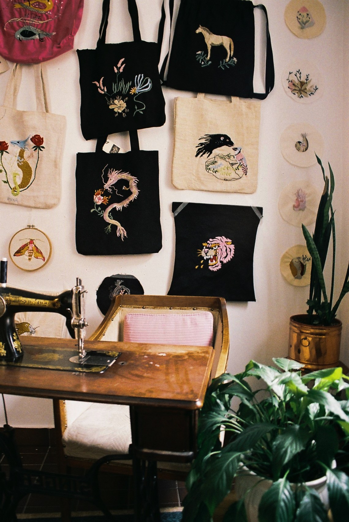 embrodery artist analog