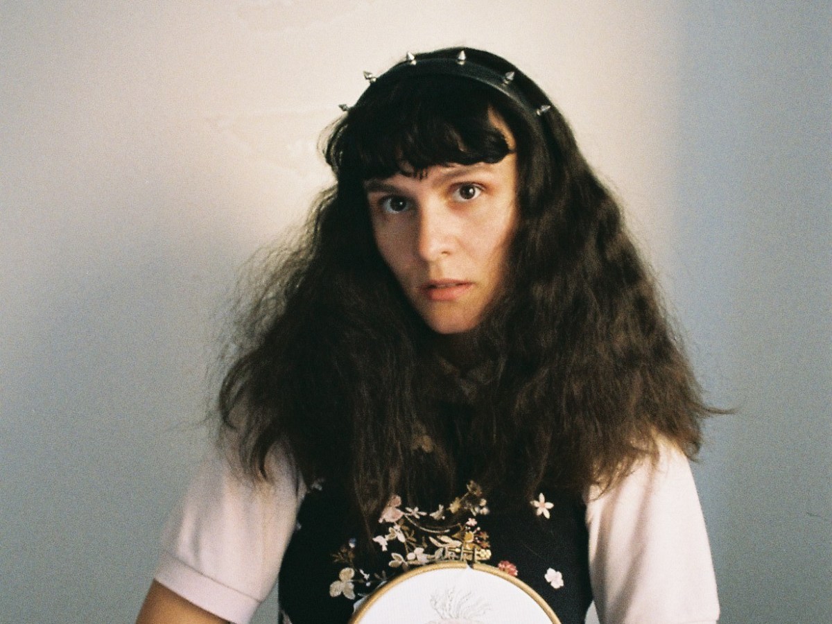 Embroidery artist Viktorija Banda //&nbsp;Interview